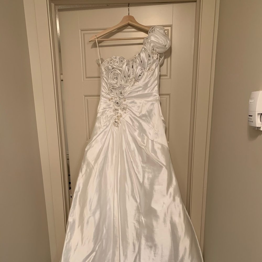 Maggie Sottero Couture NWT A-Line Wedding Dress 🤩